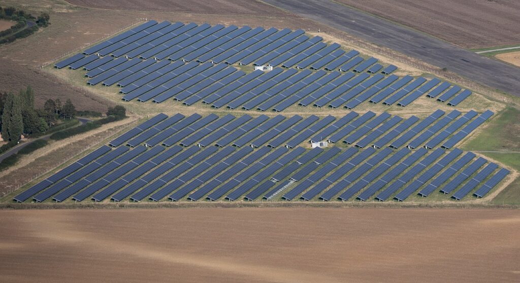 Geração sustentável de energia: o que precisamos nos condomínios