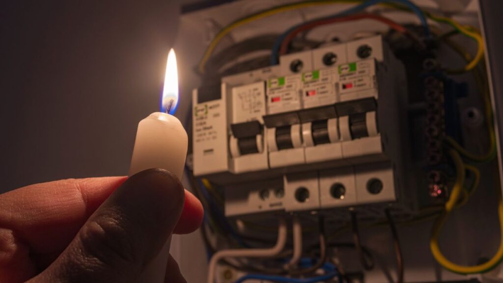 Saiba como ser ressarcidos por falta de energia