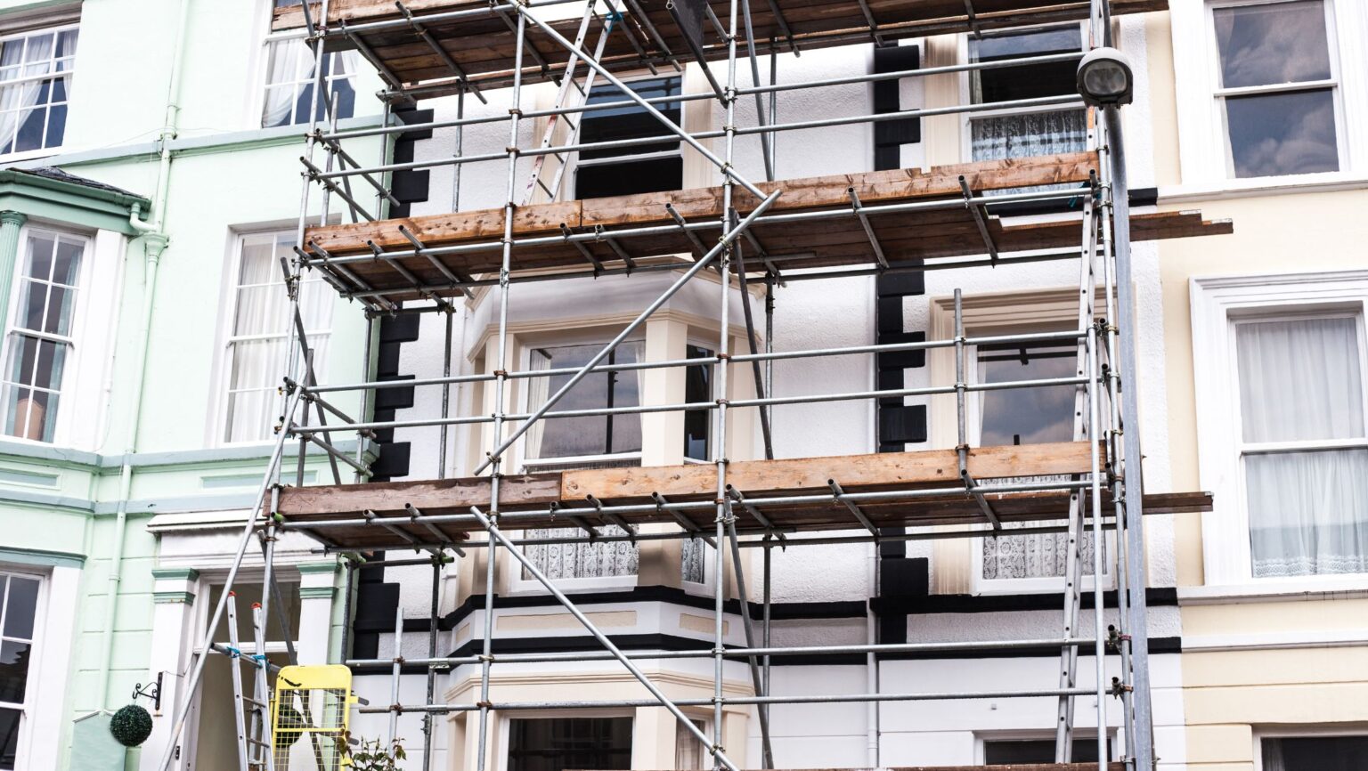 Síndico ensina como evitar que obras virem dor de cabeça