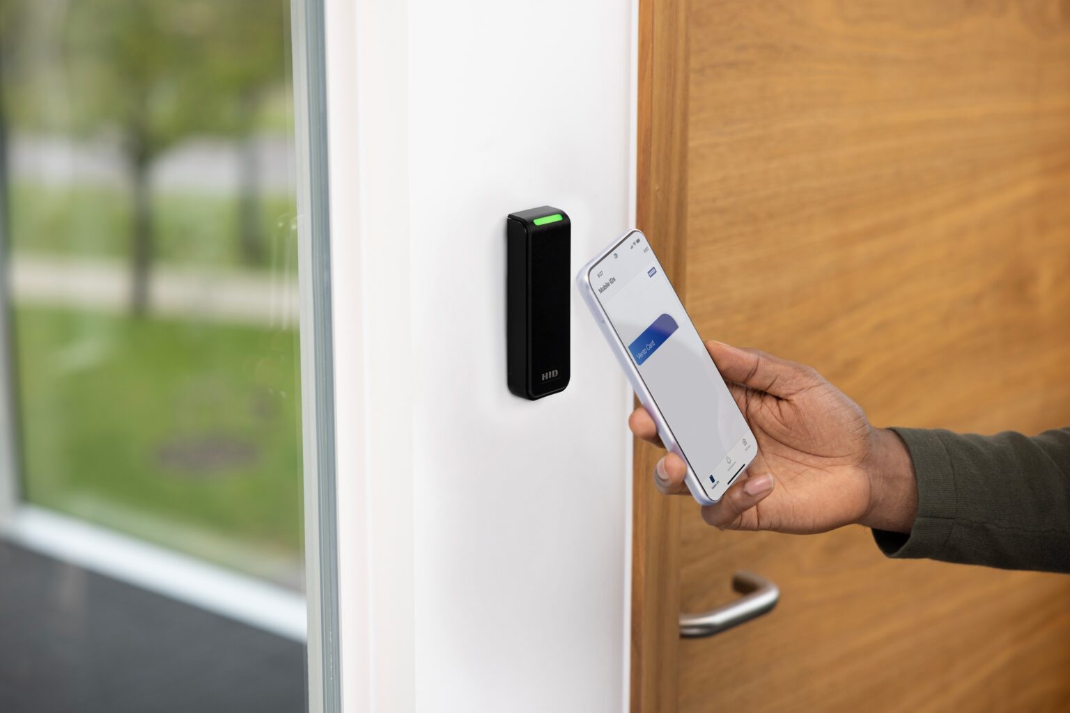 Papaiz Assa Abloy lança aplicativo para automação de fechaduras digitais